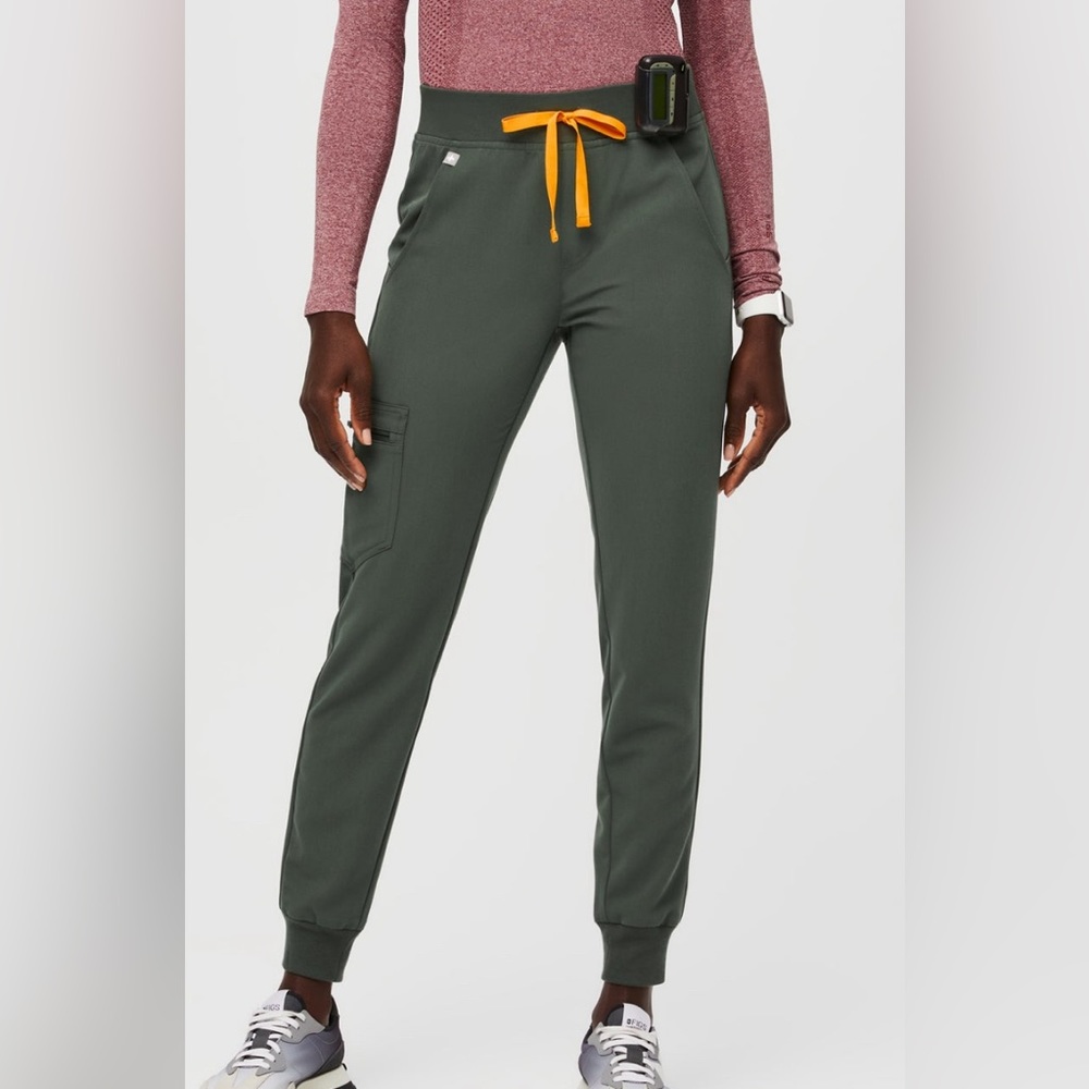 Figs Medium Tall High Waisted Zamora Jogger Scrub Pants